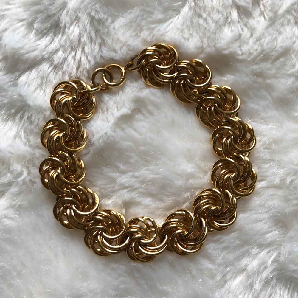 Gold Circle Link Chunky Chain Bracelet